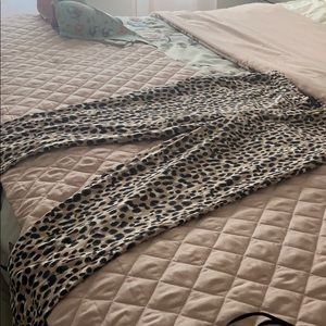 Super trendy and comfy pull on pants